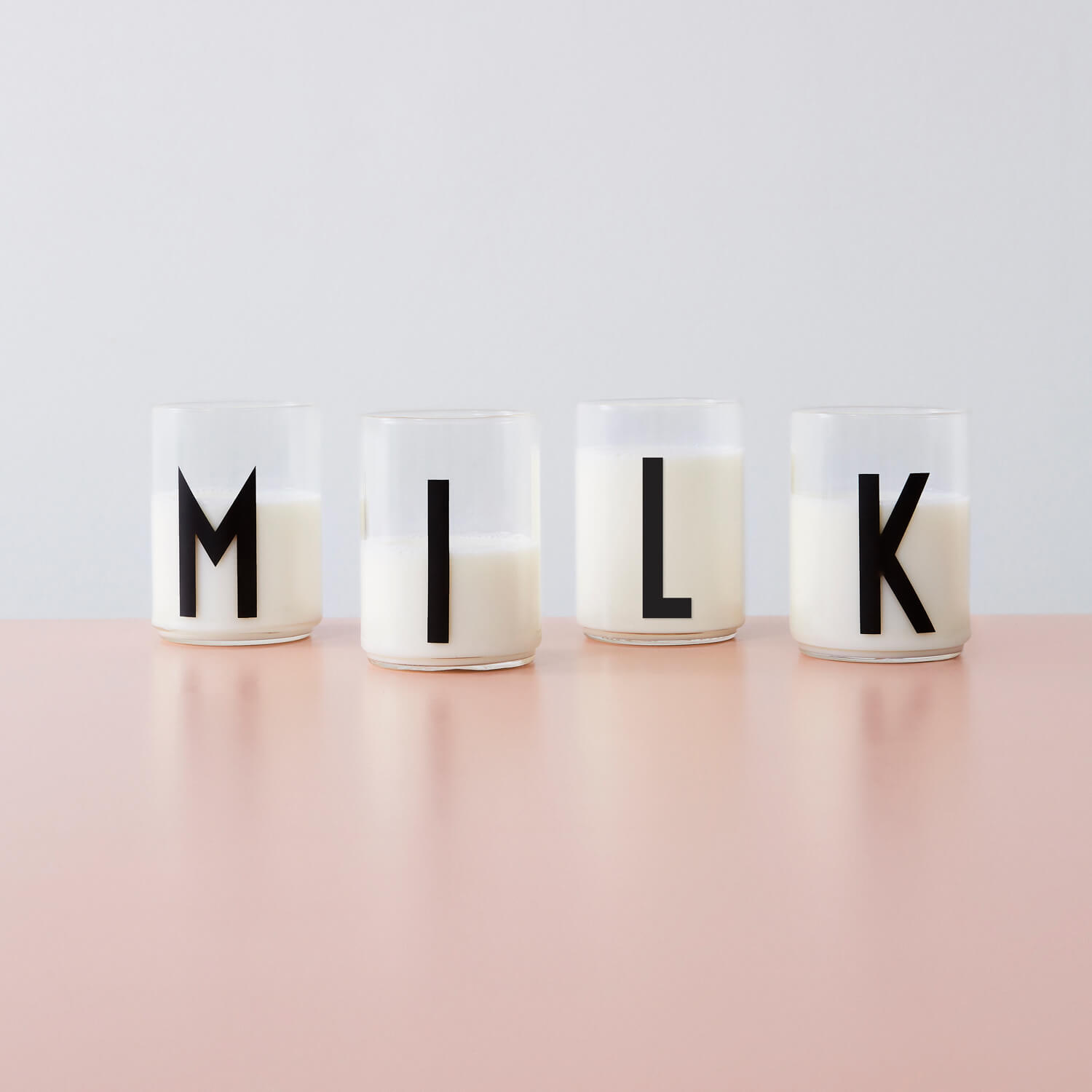 Design Letters Trinkglas Q – Bild 4