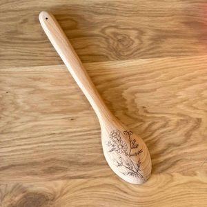 Der Kochlöffel – “Blumenwiese” – Handgemacht aus Buchenholz